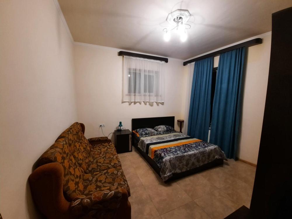 Capsule Hostel In Center Yerevan Ngoại thất bức ảnh